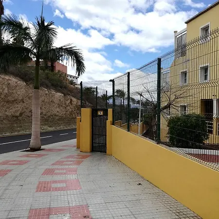 Las Americas 阿德耶